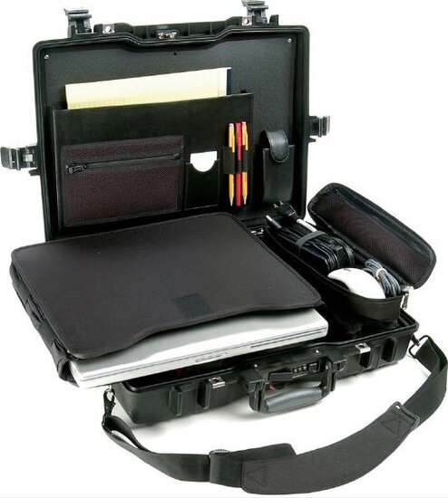 Pelican_1495_Laptop_Case_with_laptop_Sleeve_and_Li-preview